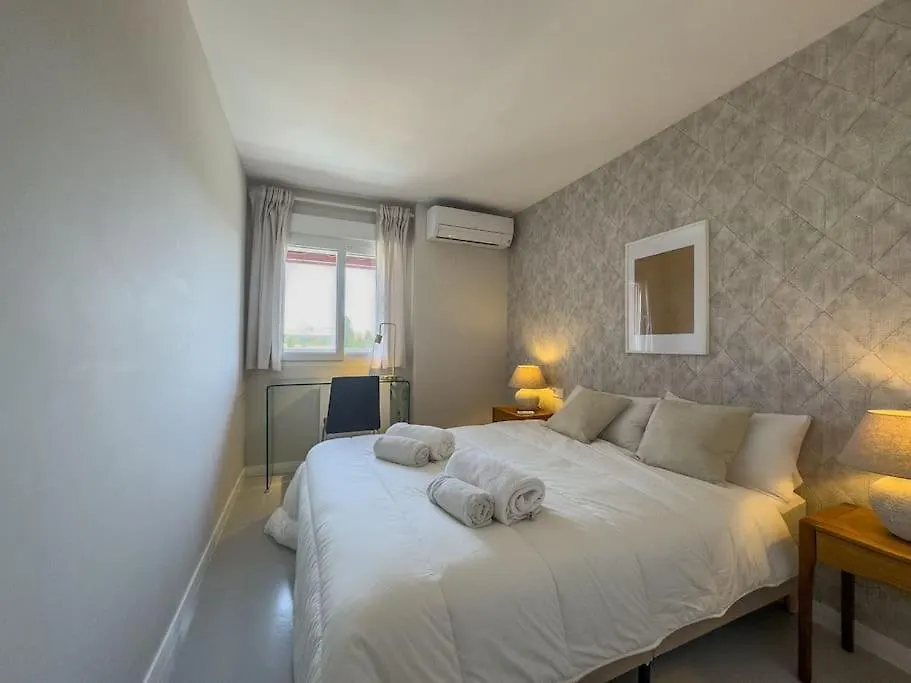 Apartment Parque Marbella 16C Magnificent 4 Bedroom Apartm