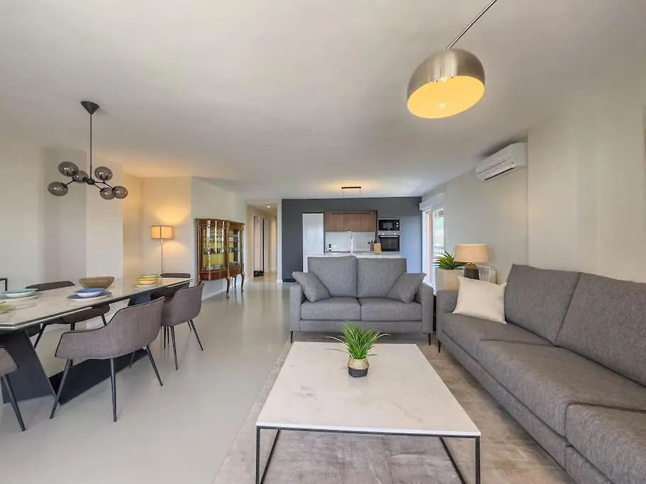Parque Marbella 16C Magnificent 4 Bedroom Apartm 0*,  Spain